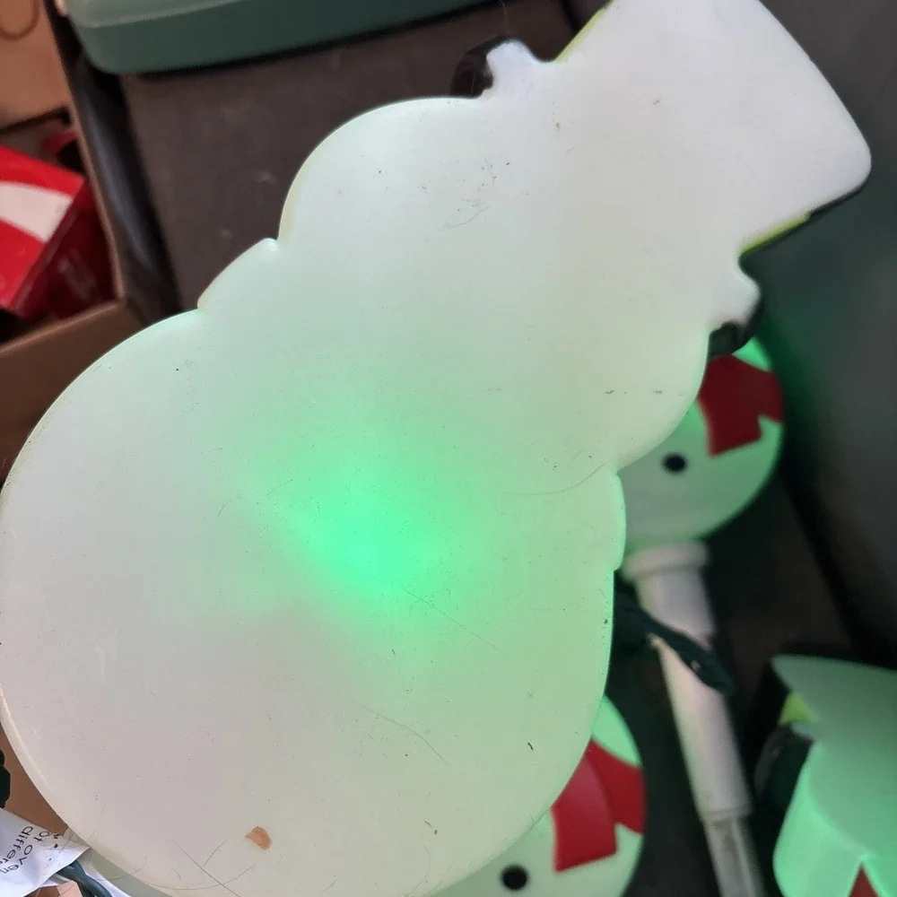 GEMMY Color Motion Winking‎ Blinking Blowmold  Snowman Christmas Pathway Lights